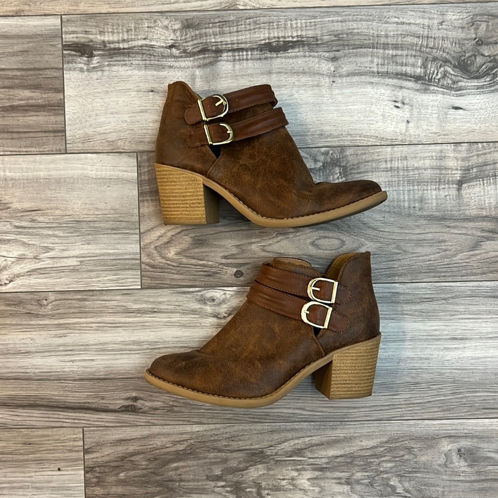 Cute brown booties